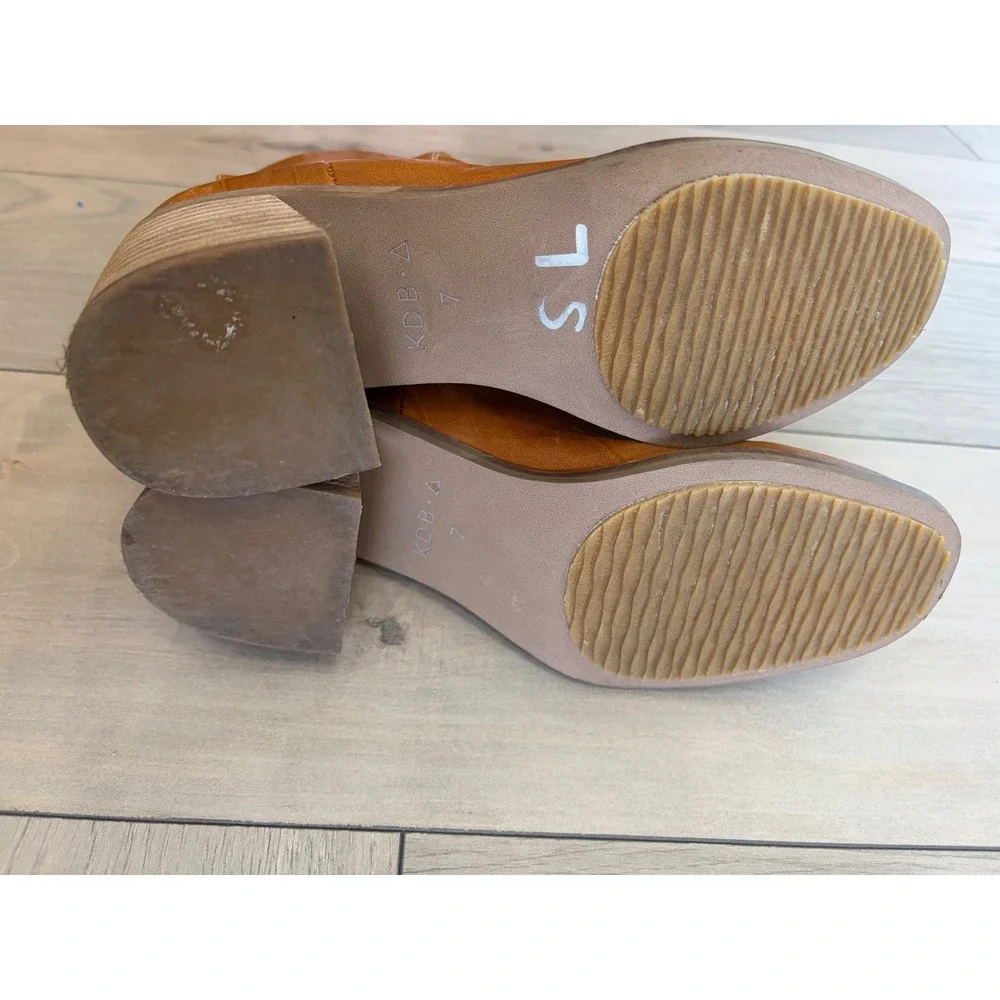 KDBA tan leather